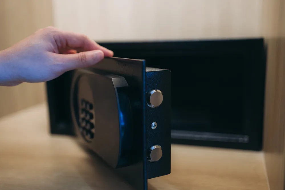 Fotografía de una Caja de seguridad implementada con la tecnología Bama para hoteles
