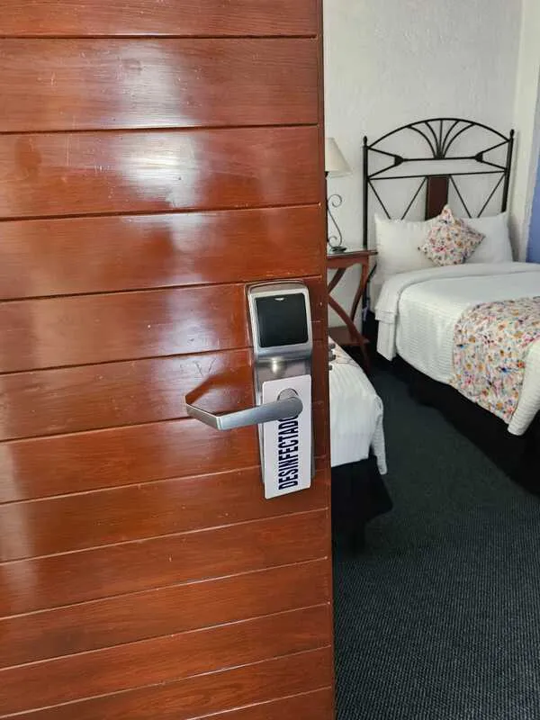 Fotografía mostrando el resultado de una de las cerraduras para hoteles
